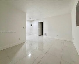 Building Photo - 3100 NW 135th St