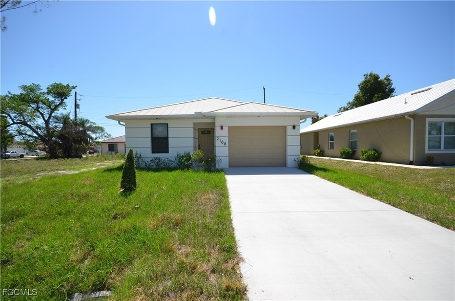 Primary Photo - 2188 Barker Blvd