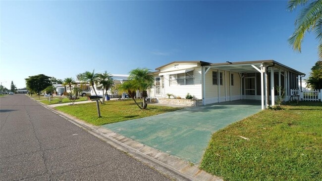 Foto del edificio - 209 50th Avenue Plaza E