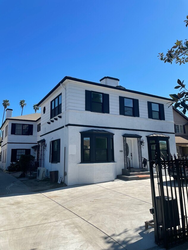 Primary Photo - 1746 Crenshaw Blvd