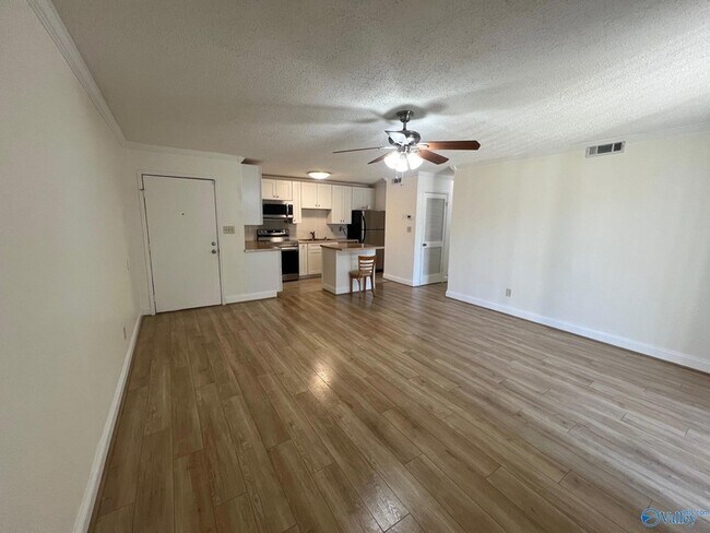 Foto del edificio - 6620 Willow Pointe Dr NW