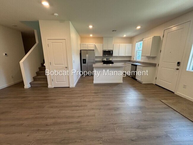 Foto del edificio - 839 Centerville St