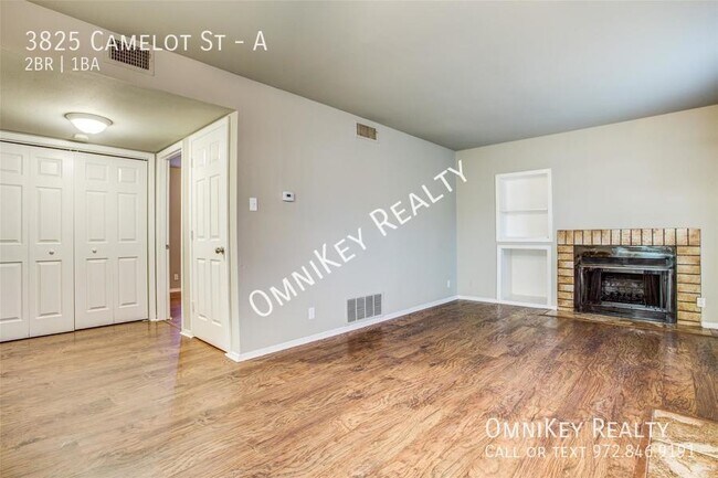 Building Photo - 3825 Camelot St