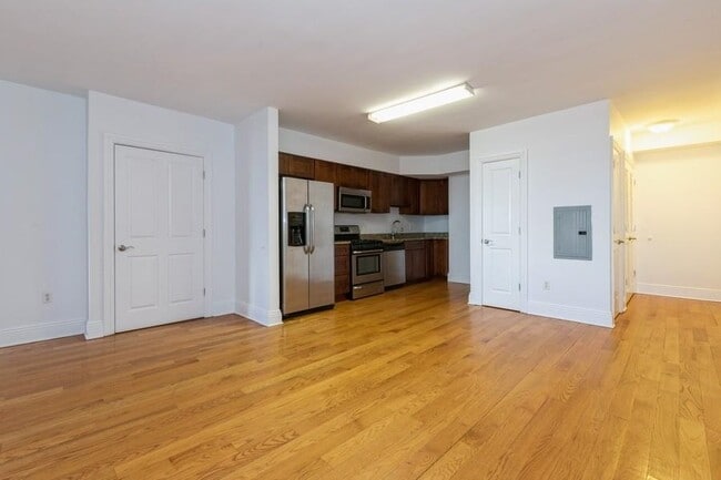Building Photo - 809-815 22nd St