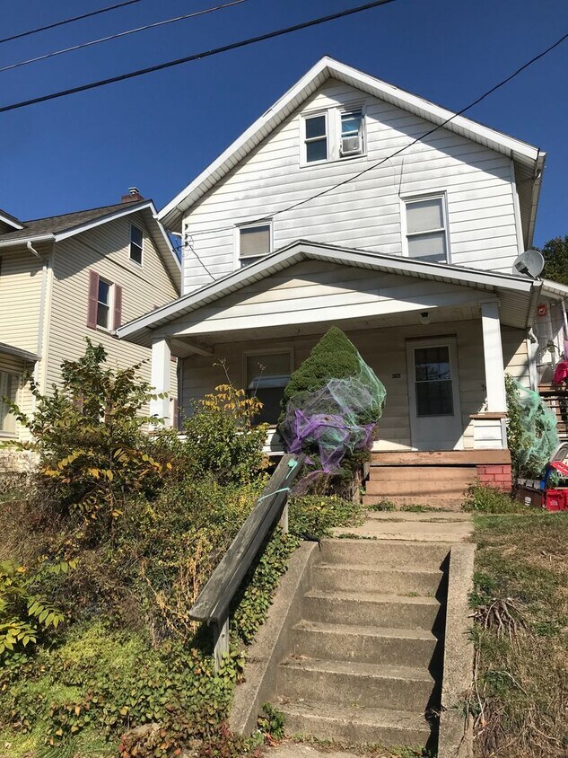 Foto principal - 208 - 7th Street SW