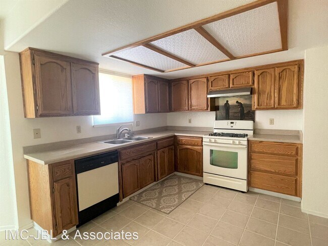 Building Photo - 3 br, 2 bath House - 8824 Bay Ave.