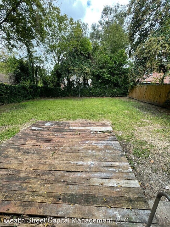 Foto del edificio - 2 br, 1 bath House - 2530 Laurel St