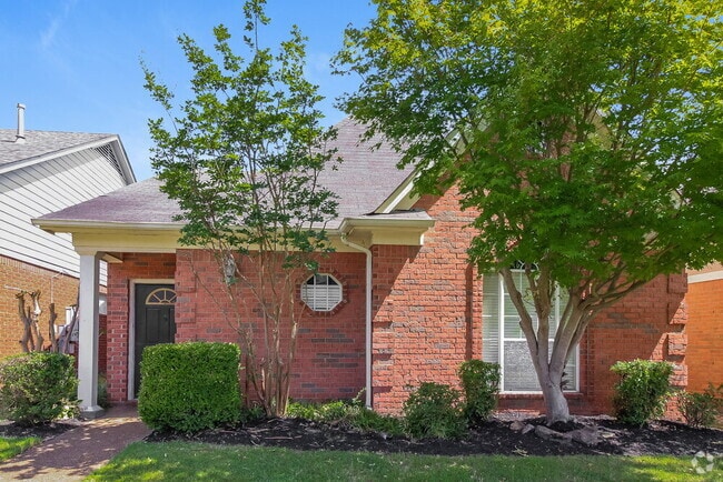 Building Photo - 8696 Eagle View Dr