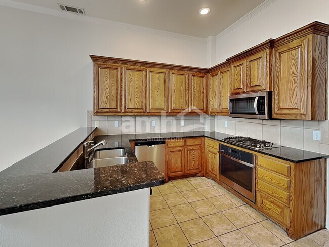 Foto del edificio - 1819 LeAnn Ln