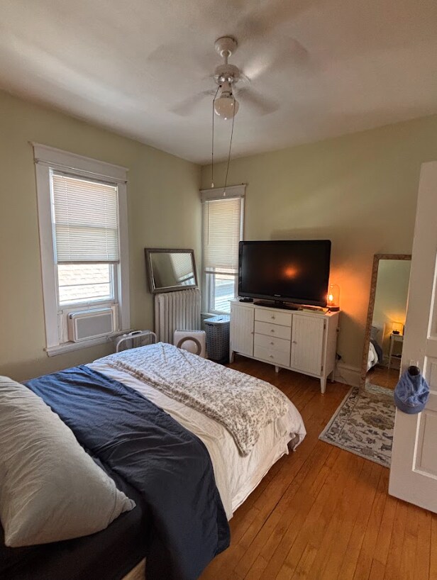 bedroom 1 - 430 4th St NE
