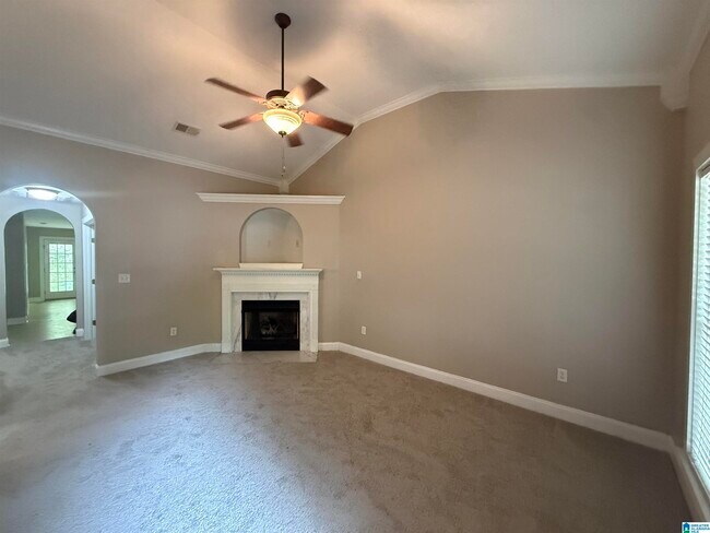 Foto del edificio - 5744 Colony Ln