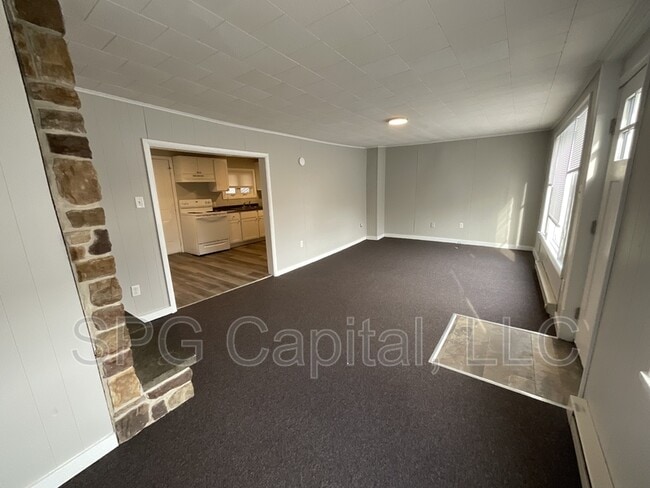 Foto del edificio - 218 N Pitt St