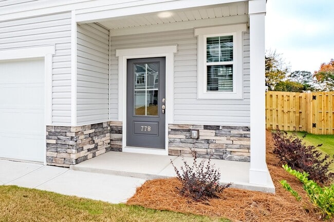 Building Photo - 778 Count Fleet Ct