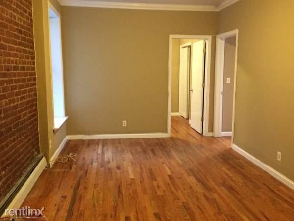 Building Photo - 3553 Steinway St