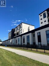 Building Photo - 4400 Laurier Pkwy