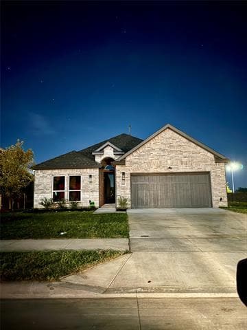 Building Photo - 2060 Valencia Dr