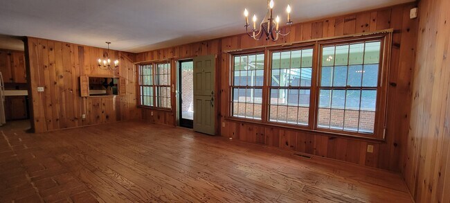 Building Photo - 59 Chippewa Dr