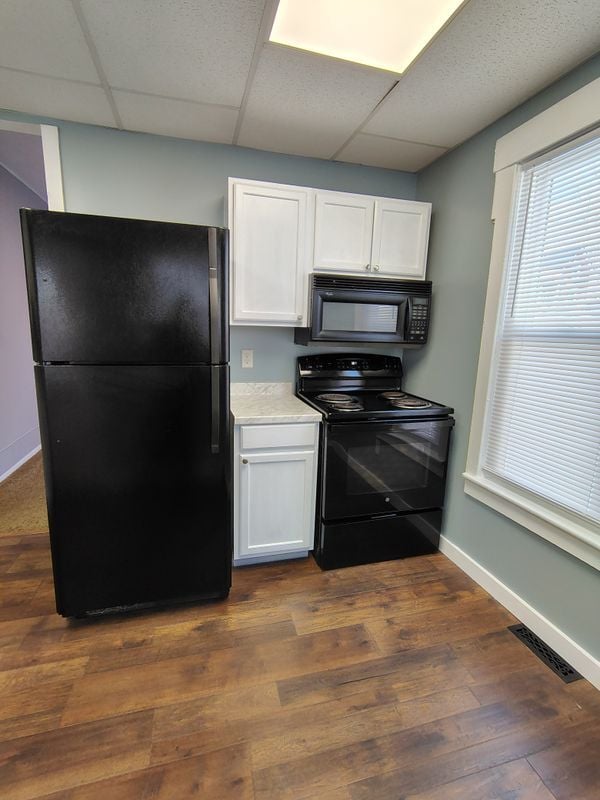 Building Photo - 20 Averill St