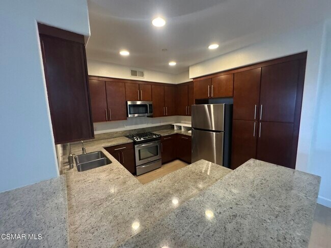 Foto del edificio - 14412 Killion St