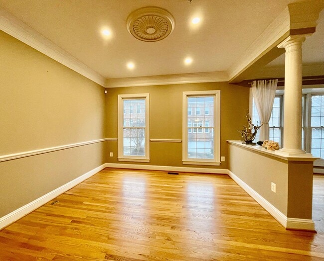 Photo - 1030 Grand Oak Way (Rockville, MD) Townhome
