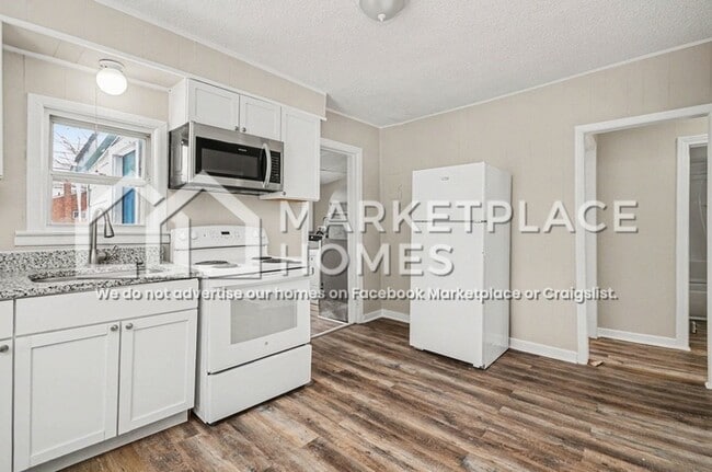 Building Photo - 19221 Melvin St