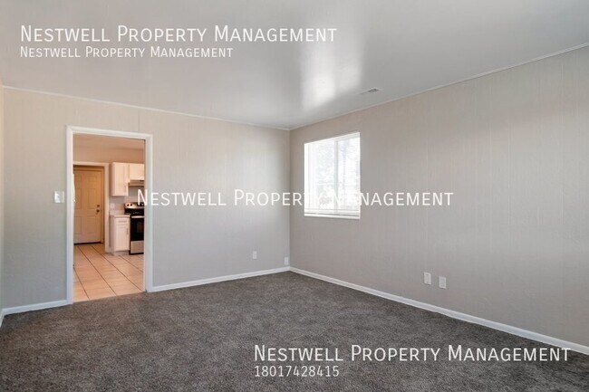 Building Photo - FREE 1ST MONTH'S RENT - Remodeled 2-bed Un...