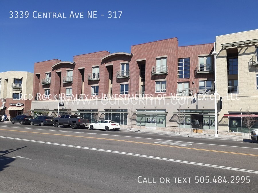 Primary Photo - Amazing Condo in The Place at Nob Hill!