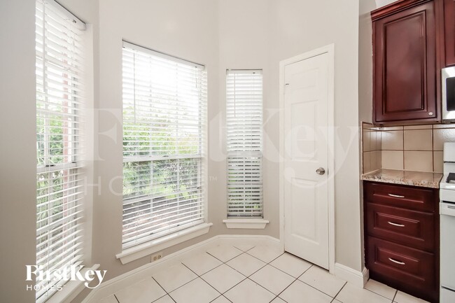 Foto del edificio - 14703 St Cloud Dr