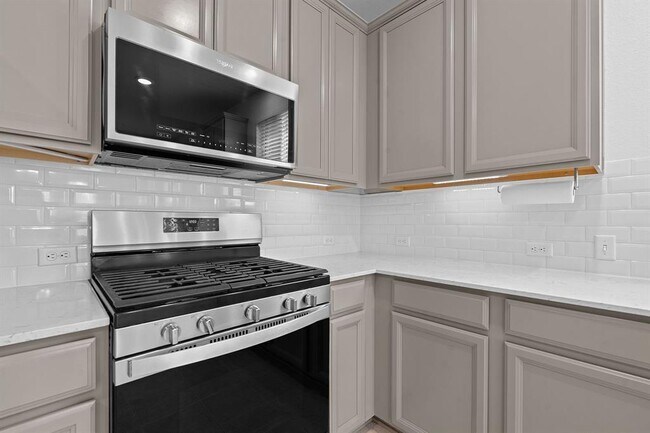 Building Photo - 146 Grace Lilly Dr