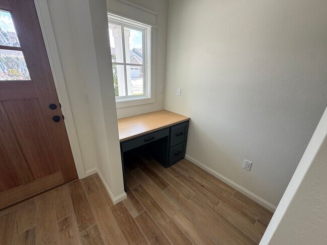 Foto del edificio - Fall special! flexible terms and easy move in!! 3 bed 2 bath 2 car in bungalow Heights, beautiful...