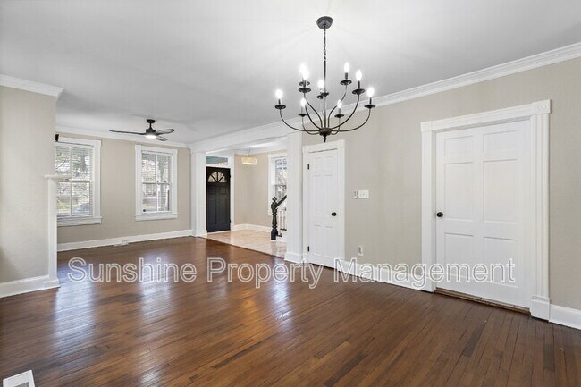 Foto del edificio - 207 Florida Ave