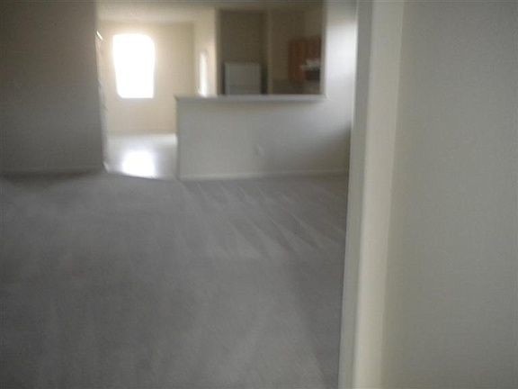 Building Photo - Sweet Home