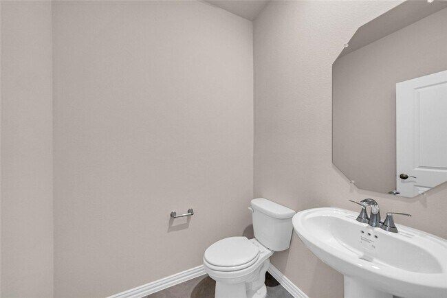 Building Photo - pacious 4-Bedroom Home in McKinney with Community Pool & Parks