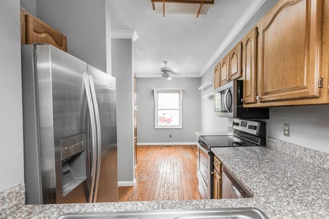 Foto del edificio - 624 E New York St