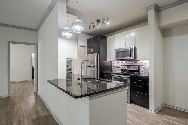 Building Photo - Oak Row North Dallas