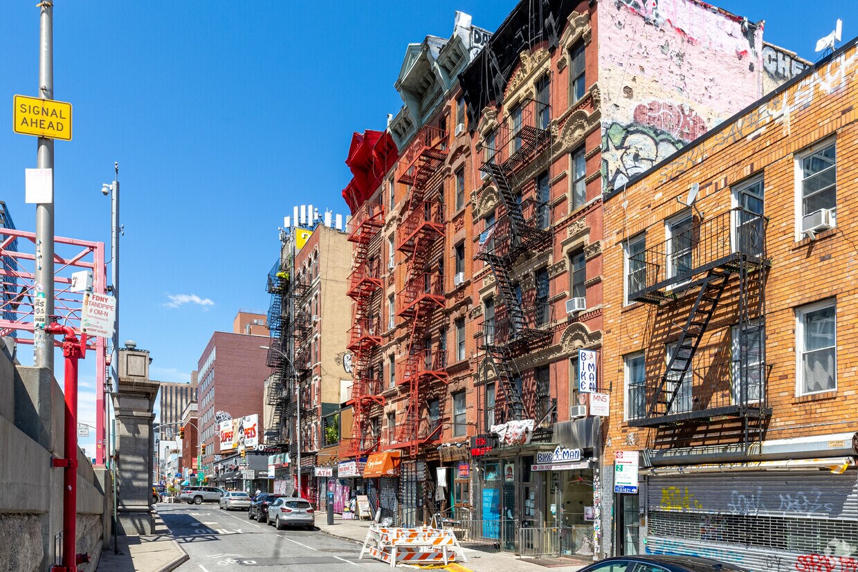 Foto principal - 172 Delancey St