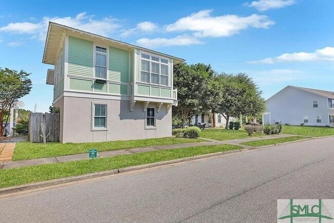 Foto del edificio - 126 Birch Cir