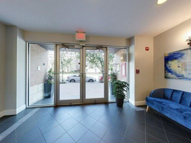 Foto del edificio - 4301 Park Ave