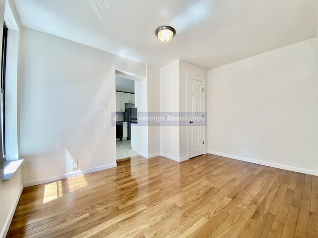Foto del edificio - 401 E 68th St