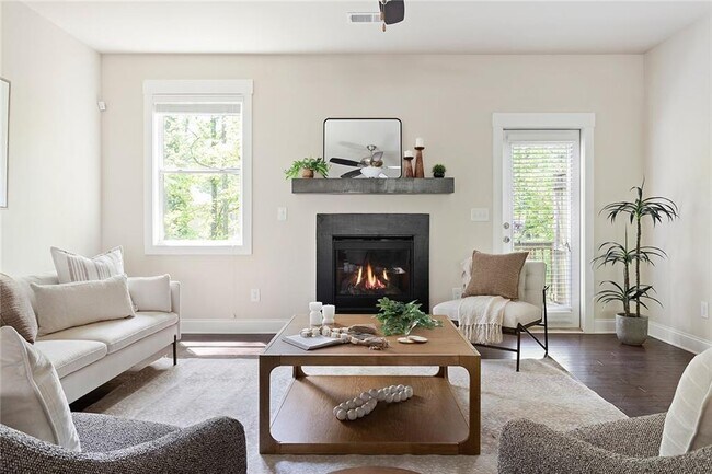 Foto del edificio - 2813 White Oak Ln
