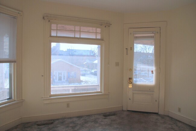 Building Photo - 207 Scammel St