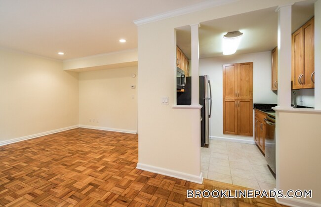 Foto del edificio - 563 VFW Parkway