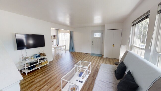 Building Photo - 2776 Glenbridge Ct