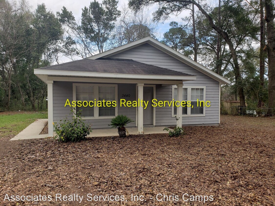 Primary Photo - 4 br, 2 bath House - 3440 SE 19th Ave