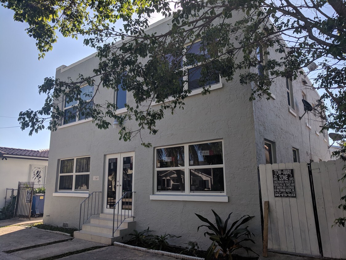 Primary Photo - 1840 SW 22nd Terrace