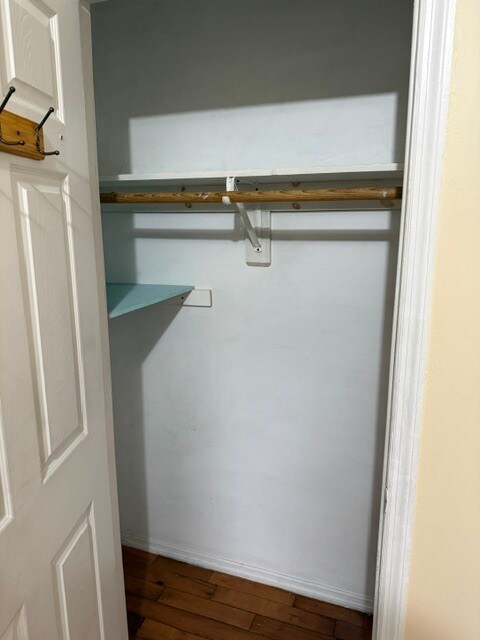 Foto del edificio - 410 E 183rd St