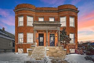 Photo - 519 W 65th Pl Apartment