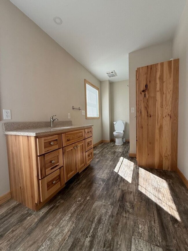 Foto del edificio - 407 W Arnold St