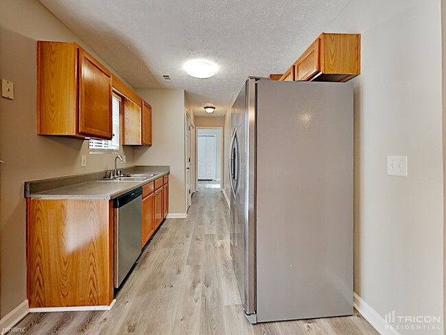 Building Photo - 46 Pamela Way