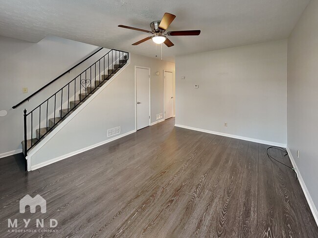 Foto del edificio - 808 E Spring St